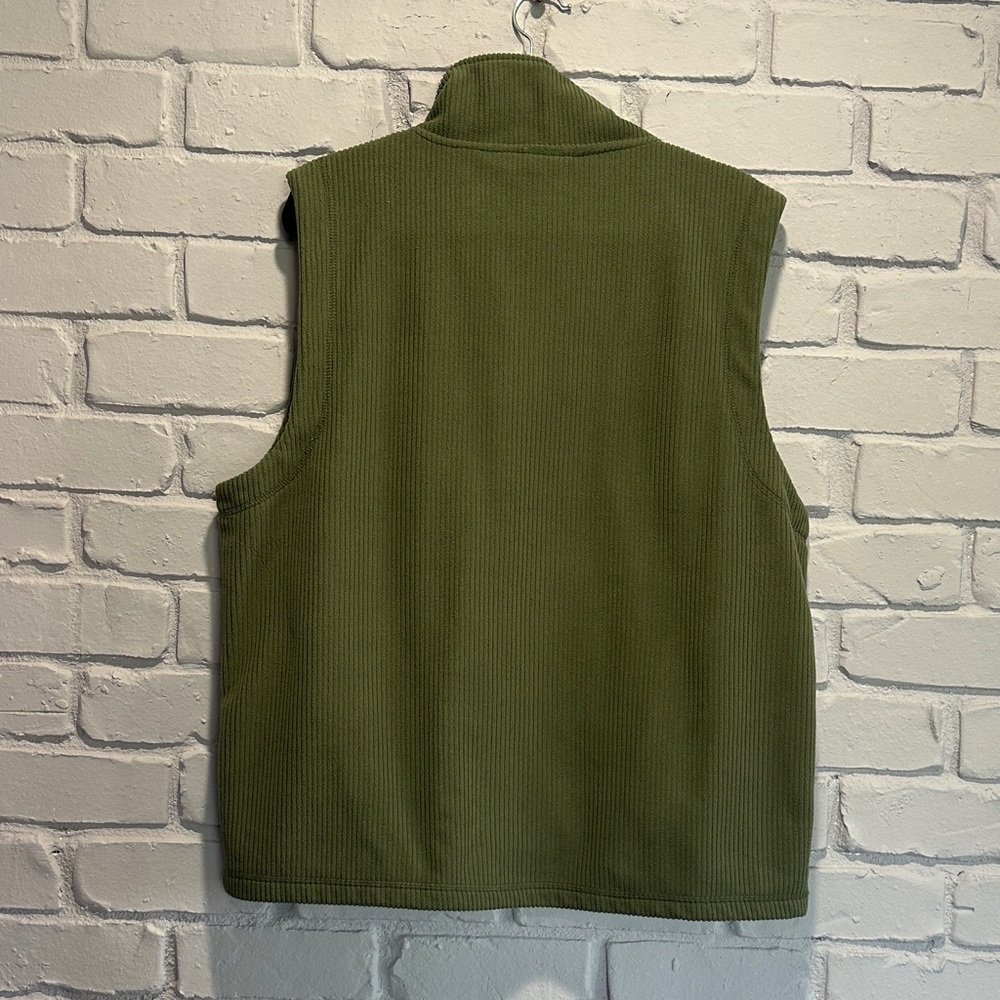 NWOT Alaska Green Fleece Vest for Men size XL - Picture 9 of 9
